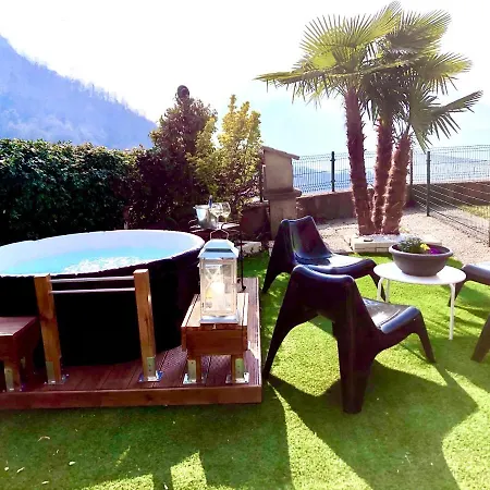بيت للعطل Vista Piscina