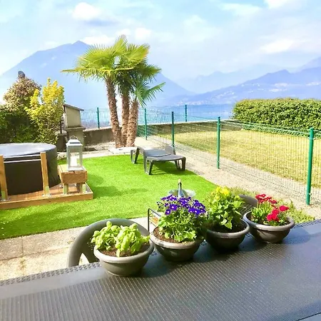 بيت للعطل Vista Piscina