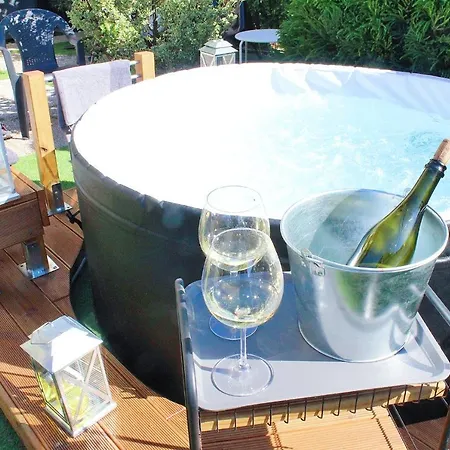 Vista Piscina Feriehus *